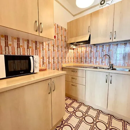 公寓 Luminous Flat With Terrace 250m From The Sea *